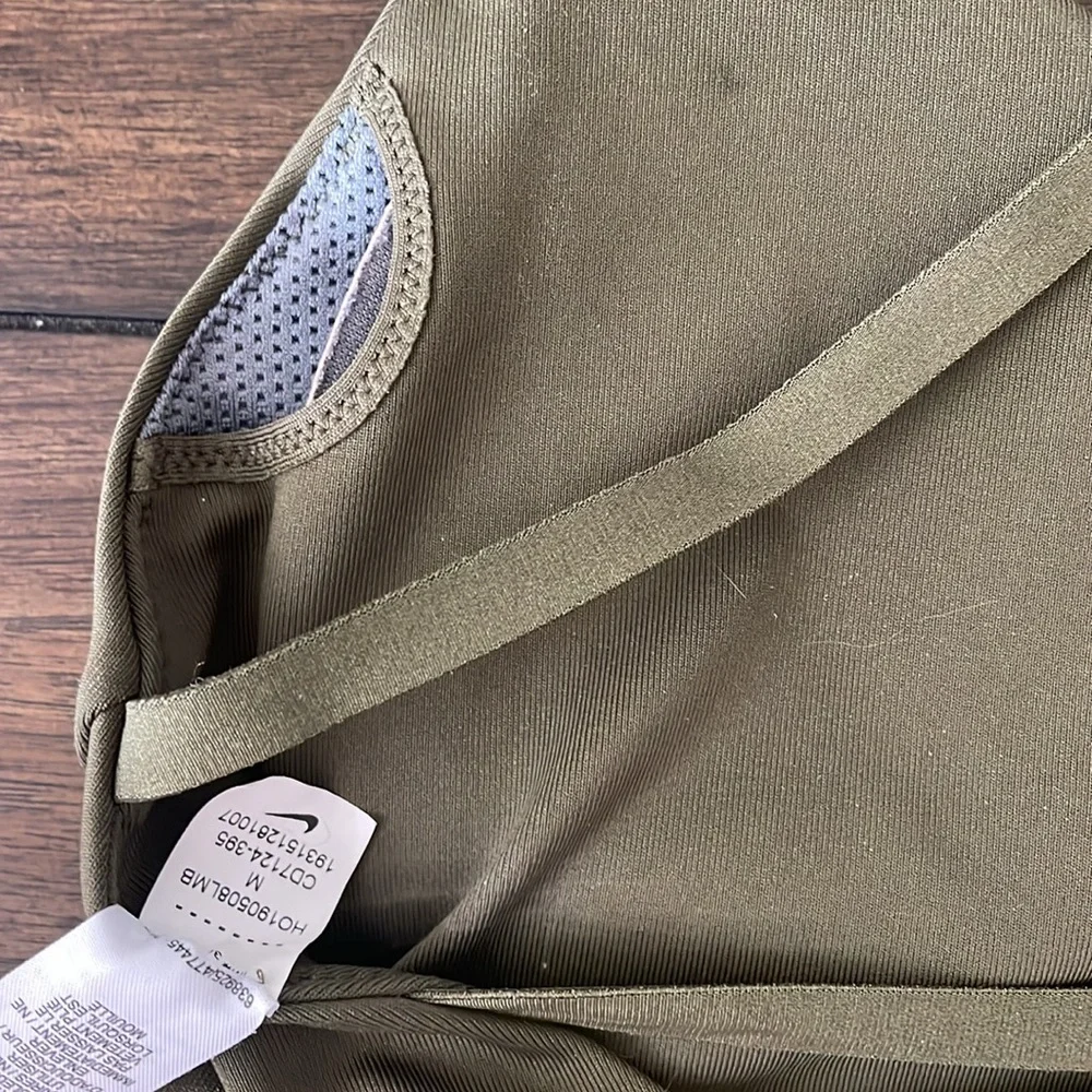 Army green Nike sports bra size medium m strapped straps